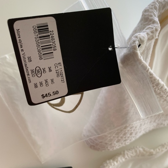 NWT Victoria’s Secret 36C Crochet Bandeau Swim Set - Picture 6 of 7